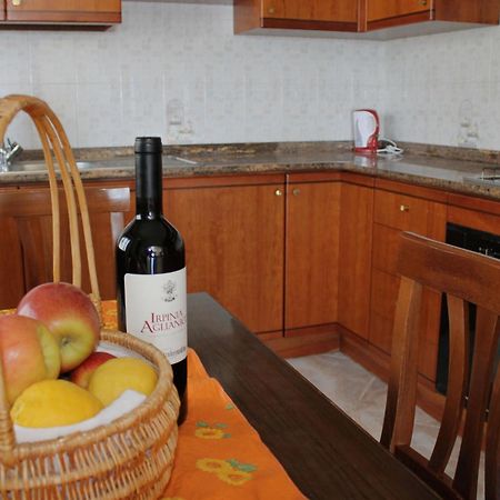 Casa Annuccia Villa อาเจโรลา ภายนอก รูปภาพ