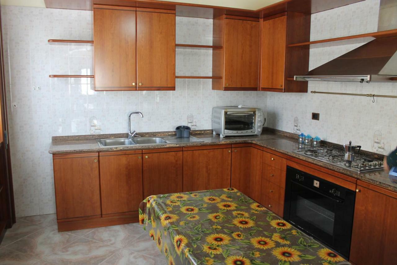 Casa Annuccia Villa อาเจโรลา ภายนอก รูปภาพ