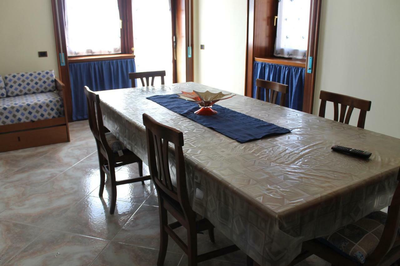 Casa Annuccia Villa อาเจโรลา ภายนอก รูปภาพ