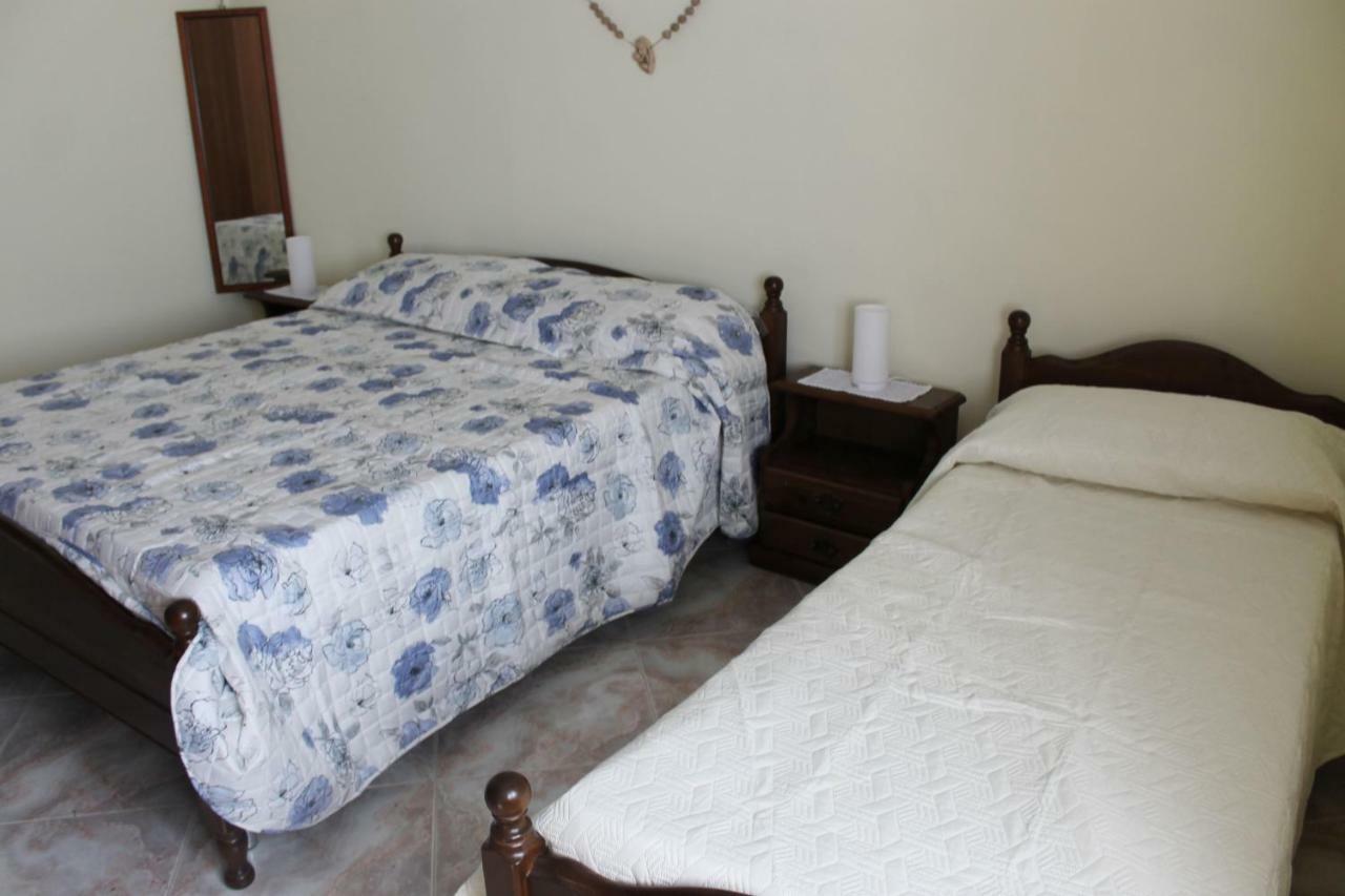 Casa Annuccia Villa อาเจโรลา ภายนอก รูปภาพ