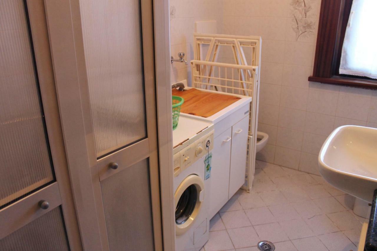 Casa Annuccia Villa อาเจโรลา ภายนอก รูปภาพ